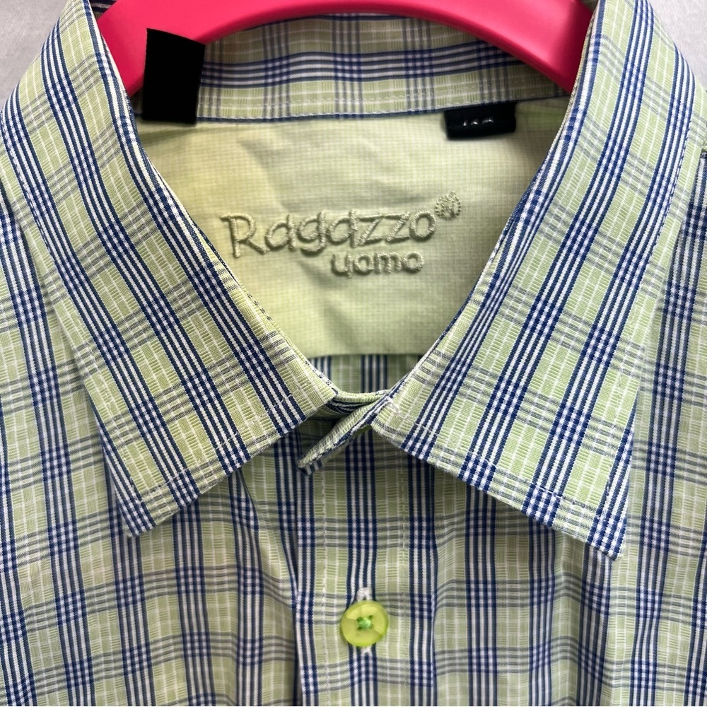 Ragazzo Uomo boys plaid button-up collared shirt.